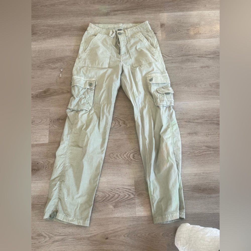 American Eagle Outfitters Green Cargo Pants Relaxed Fit